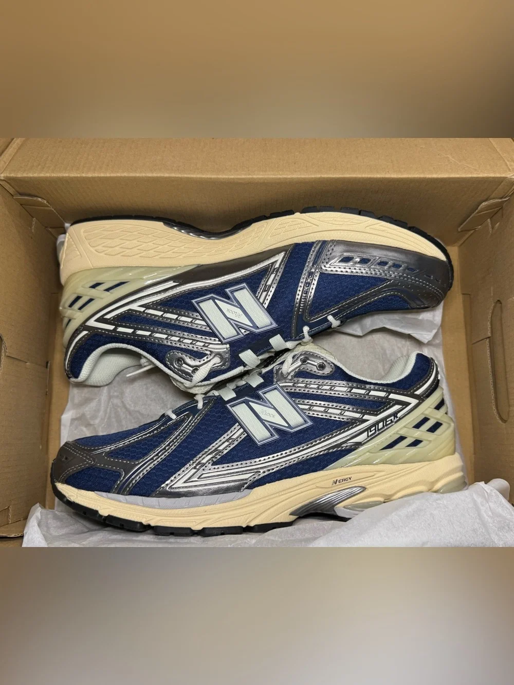 New Balance 1906R Size 11 Men’s
